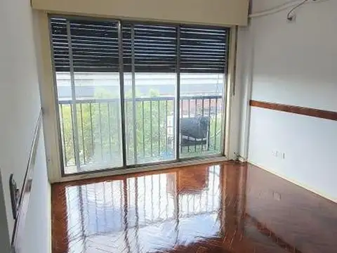 Av. Del Libertador 250 - 4 amb con COCHERA - Departamento - Retiro