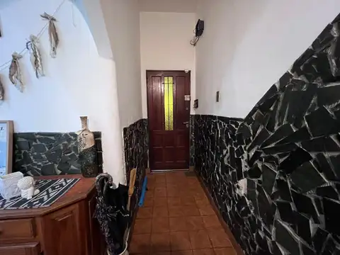 Depto Tipo Casa en Venta en Liniers, USD 117.000