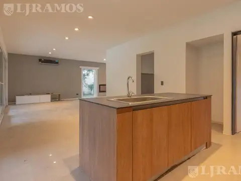 Casa en Alquiler de 3 dormitorios