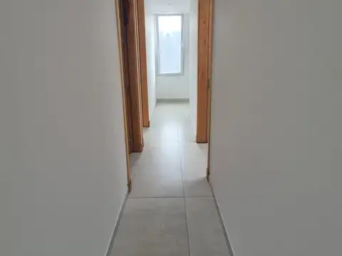 Casa 7 ambientes con 2 baños