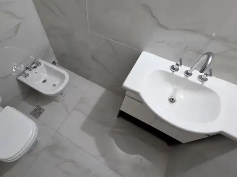 Depto Tipo Casa en Venta en La Lucila, USD 150.000
