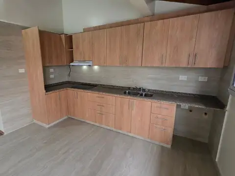 Depto Tipo Casa en Venta de 2 ambientes