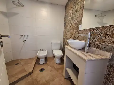 Departamento en Alquiler con 1 cochera