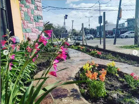 Local en Venta en Bella Vista, USD 1.400.000