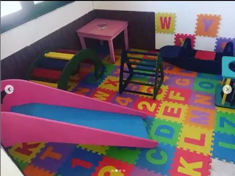 Local en Venta en Bella Vista, USD 1.400.000