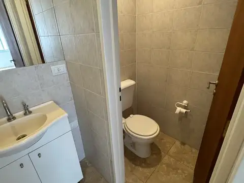 Oficina en Alquiler en Parque Luro, $ 480.000