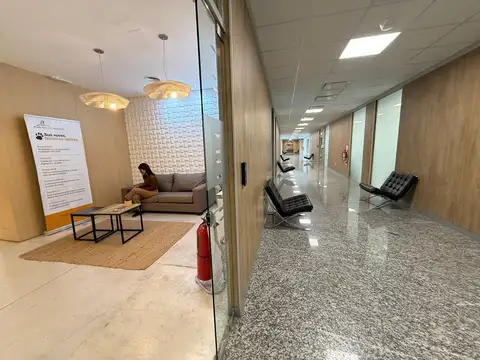 Avenida Circunvalación Oeste, bajada La Cienaga, Office Park 100