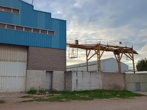Galpon en Venta en Bahia Blanca, USD 950.000