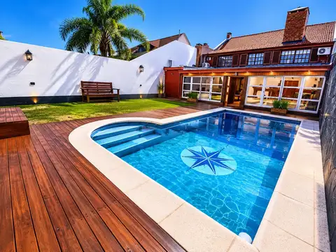 IMPONENTE CASA 7 AMBIENTES ESCUCHA OFERTAS!
