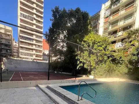 arcos 2200, Piso 5