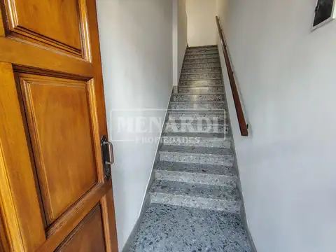 Depto Tipo Casa en Alquiler de 3 ambientes