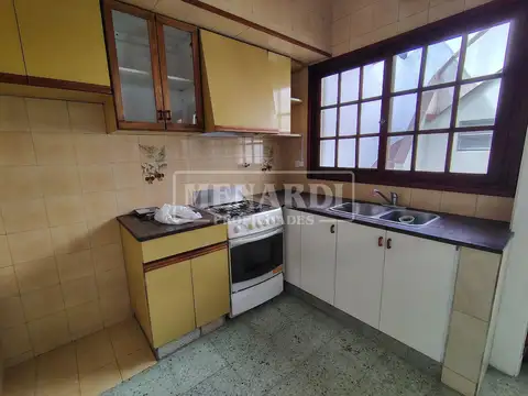 Depto Tipo Casa en Alquiler 60 años