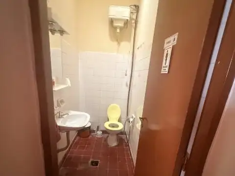 Casa 6 ambientes con 3 baños