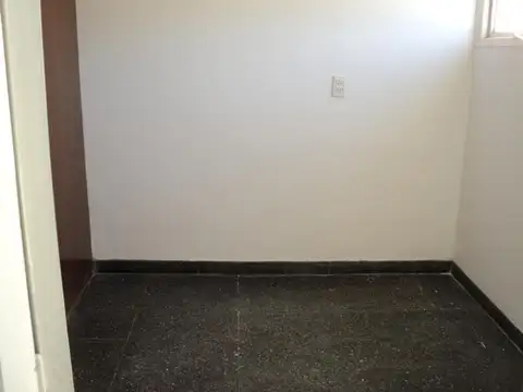 Depto Tipo Casa en Venta de 2 ambientes