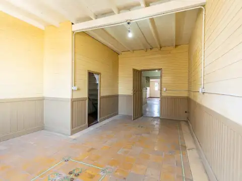 CASA EN VENTA EN BERISSO