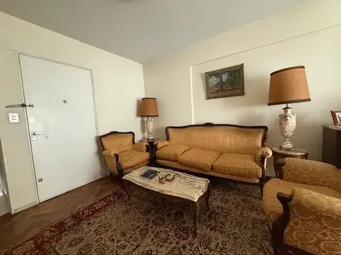 VENTA DEPARTAMENTO 3 AMBIENTES C LAVADERO Y DEPENDENCIA