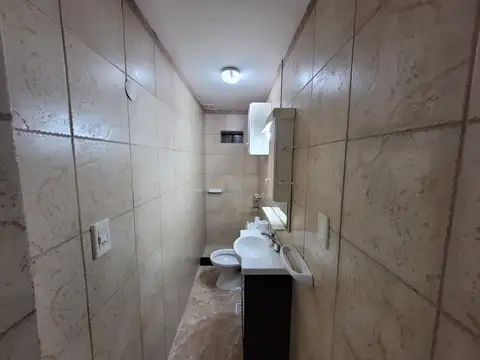 Oficina en Alquiler en Villa Ballester, $ 600.000