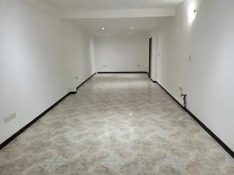 Oficina / Local profesional en Villa Ballester