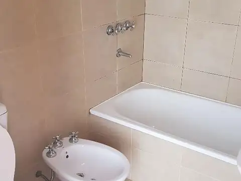 Departamento en Alquiler en Arroyito, $ 500.000