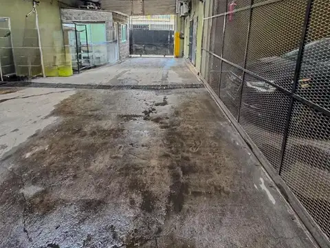 Galpon en Alquiler en Piñeyro, USD 3.900