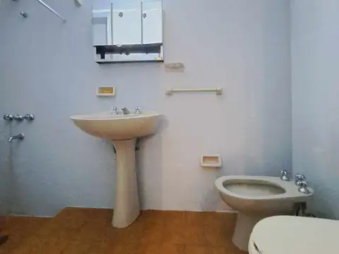 Venta Ph 2 ambientes más entrepiso y Terraza.