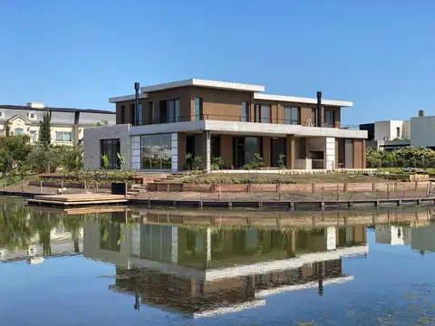 Casa premium en venta - Barrio Virazón, Nordelta | Lote a laguna | Entrega noviembre 2025