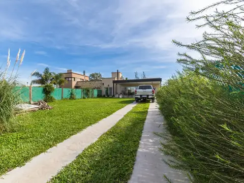 Casa 2 ambientes con 1 baño