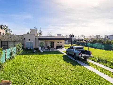 Casa en Venta en Roldan, USD 130.000