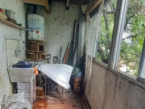 Depto Tipo Casa 2 ambientes con 1 baño