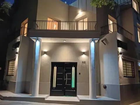 VENTA CASA 6 AMBIENTES EN ALMAGRO TERRAZA Y GARAJE