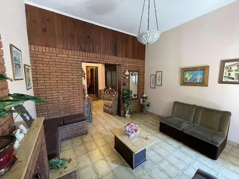Depto Tipo Casa en Venta en Velez Sarsfield, USD 139.900