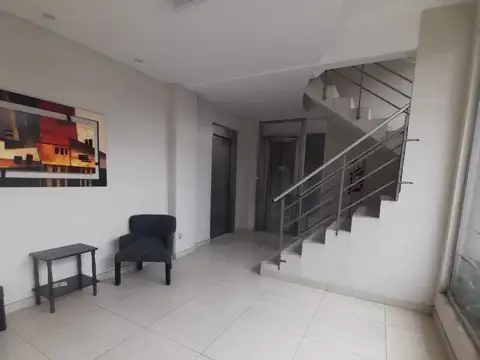 Departamento en Alquiler en Moron, $ 600.000