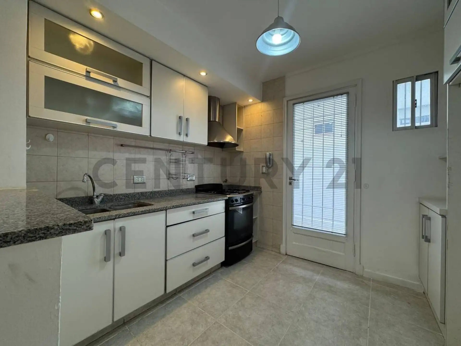 VENTA PH 3 AMBIENTES PLANTA ALTA