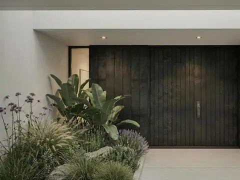 Casa 6 ambientes con 4 baños