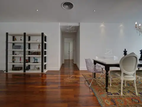 Departamento en Venta con 2 cocheras