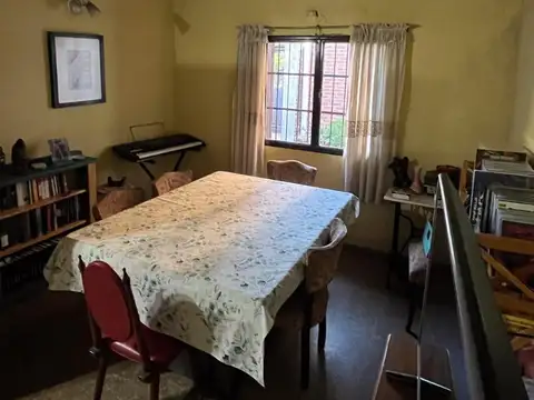 VENDE CASA Bº LAS TEJAS