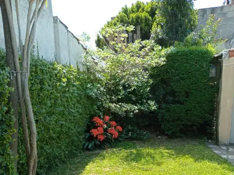 Terreno en Venta en Villa Luzuriaga, USD 119.900