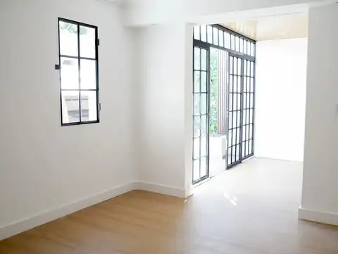 Depto Tipo Casa en Venta 60 años