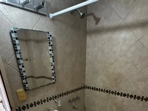 Las Heras 2200, Piso 2