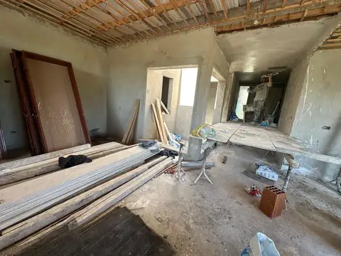 Casa 4 ambientes con 3 baños