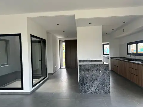 Casa en Venta 1 año