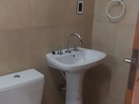 Departamento en Alquiler en General Roca, USD 550.000