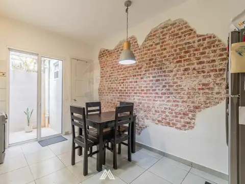 Casa 3 ambientes con 1 baño