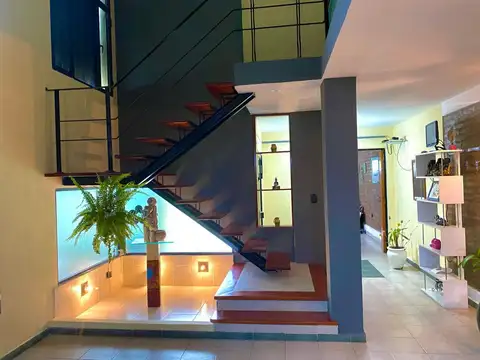 Interesante propiedad tres dormitorios