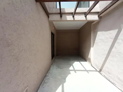 Mariano Moreno 800, Piso 1