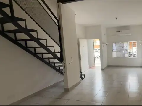 VENTA PH 2 1/2 AMB  Coghlan