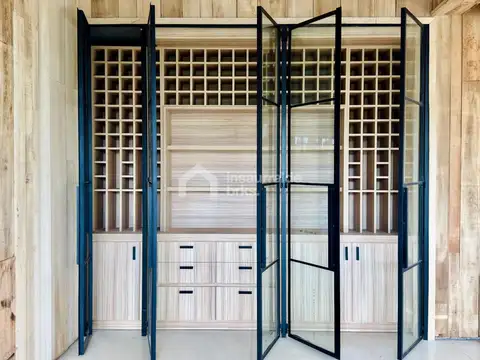 Casa en Alquiler con 1 cochera