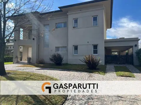 Propiedad en alquiler en Barrio Septiembre con Pileta!