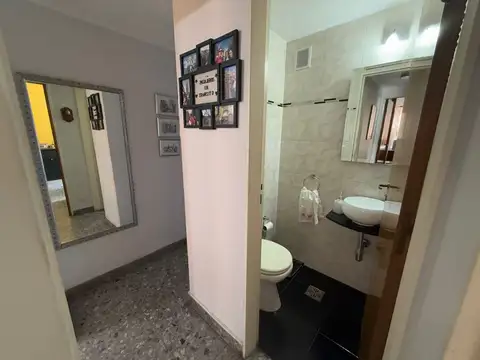 Departamento 4 ambientes con 2 baños