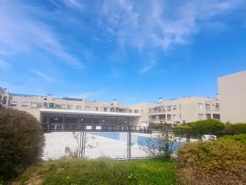 Divino departamento de 2 ambientes con balcón en el Complejo Sucre
